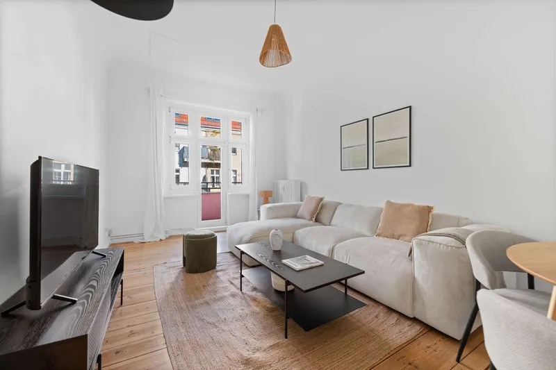 Geschmackvolle 2-Zimmer-Wohnung in Neukölln - voll möbliert — photo 1